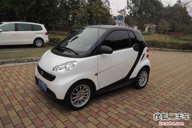 smartfortwo2013款1.0 MHD 新年特别版