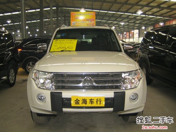 三菱帕杰罗2011款3.0L GL 手动 四驱