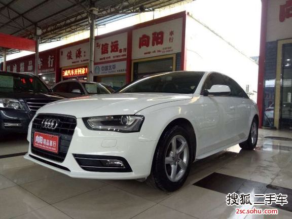 奥迪A4L2013款35 TFSI 自动舒适型