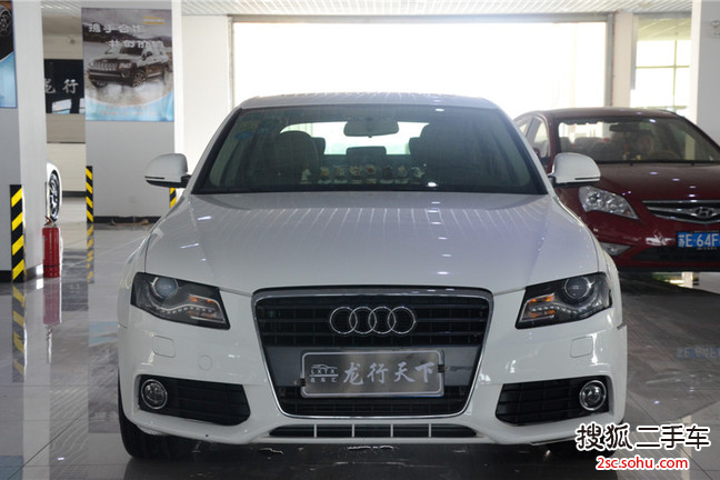 奥迪A4L2011款2.0TFSI 技术型