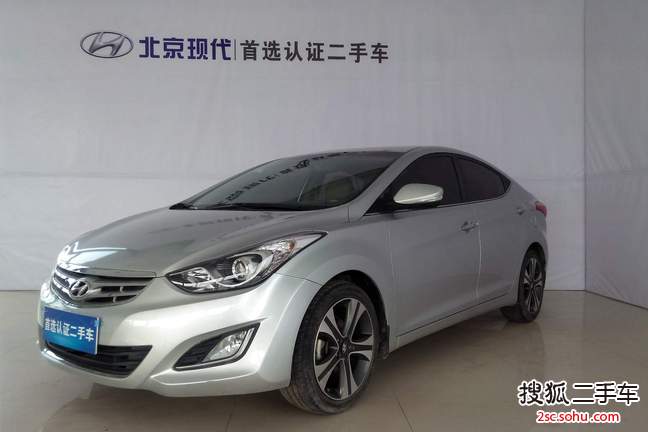 现代朗动2012款1.8L 手动尊贵型