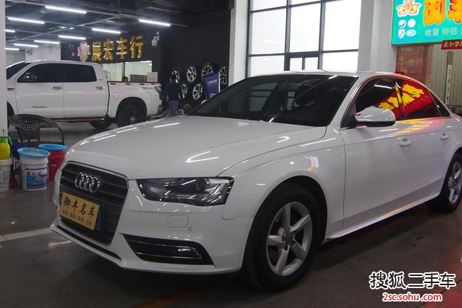 奥迪A4L2015款35 TFSI 百万纪念智领型