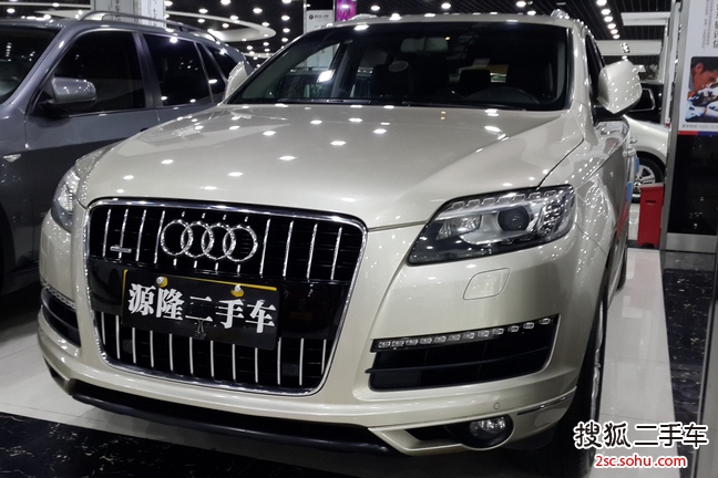 奥迪Q72012款3.0TFSI 技术型(245KW)