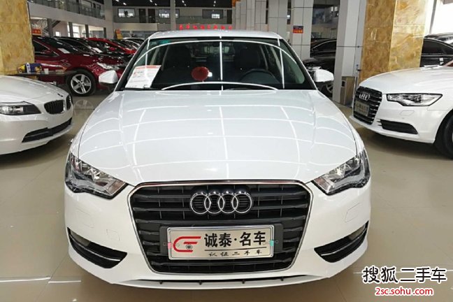 奥迪A3 Sportback2016款35 TFSI 自动进取型