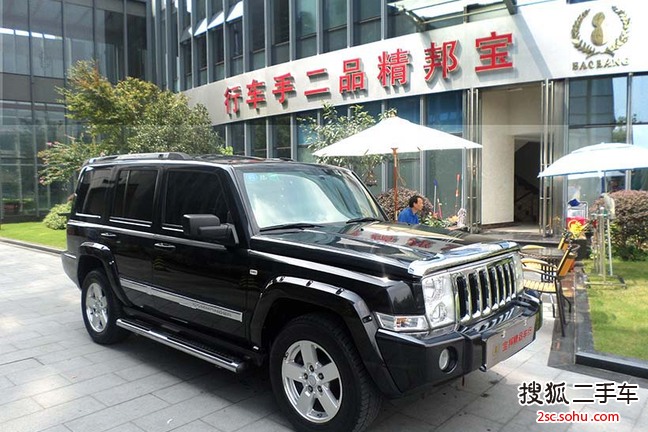 Jeep指挥官2008款5.7L HEMI