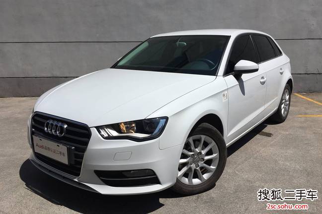 奥迪A3 Sportback2015款35 TFSI 手动进取型