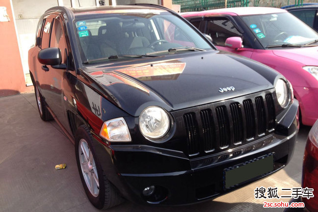 Jeep指南者2009款2.4L 运动版