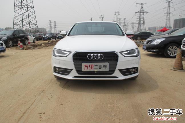 奥迪A4L2013款35 TFSI 自动标准型