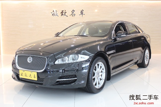 捷豹XJ2014款XJL 2.0T 两驱典雅商务版