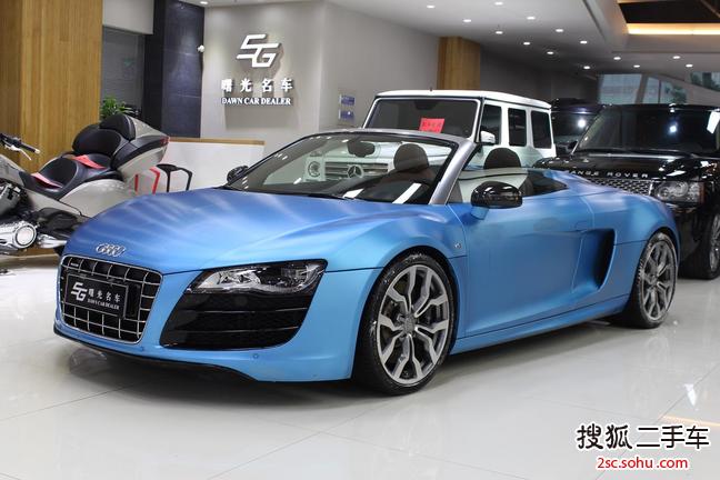 奥迪R82011款Spyder 5.2 FSI quattro