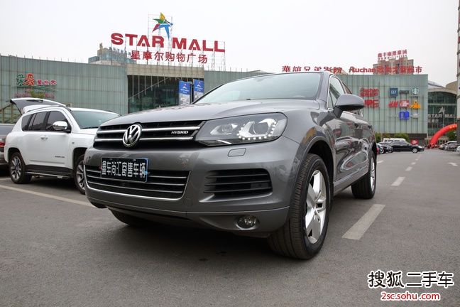 大众途锐2011款3.0TSI V6 高配型 