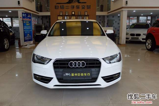 奥迪A4L2015款35 TFSI 自动标准型