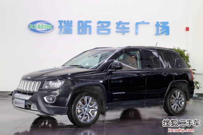 Jeep指南者2014款改款 2.4L 四驱豪华导航版