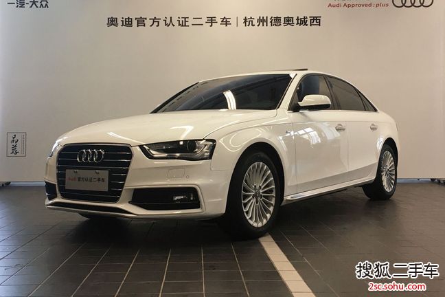 奥迪A4L2016款30 TFSI 典藏版 自动舒适型