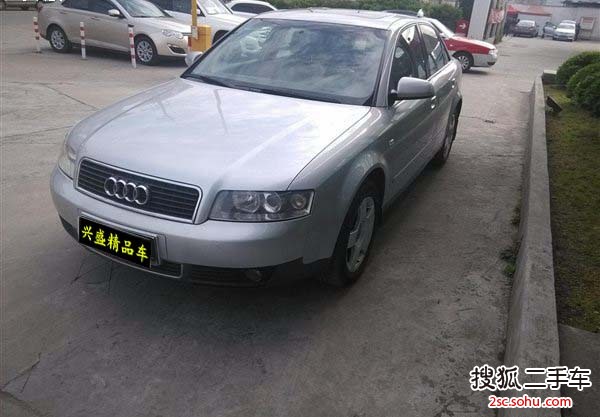 奥迪A42005款1.8T 舒适型+（手自一体）