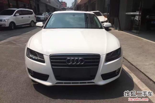 奥迪A5掀背2010款2.0TFSI 豪华型