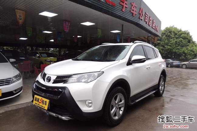 丰田RAV42015款2.0L CVT两驱都市版