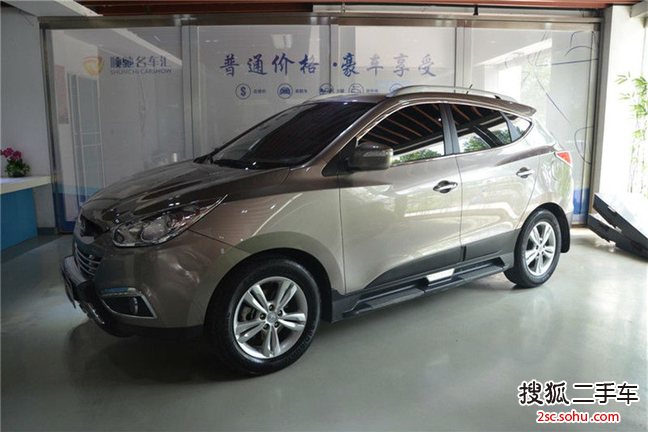 现代ix352010款2.0L 自动两驱精英版GLS 