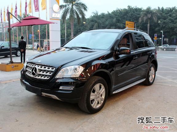 奔驰M级2010款ML300 4MATIC