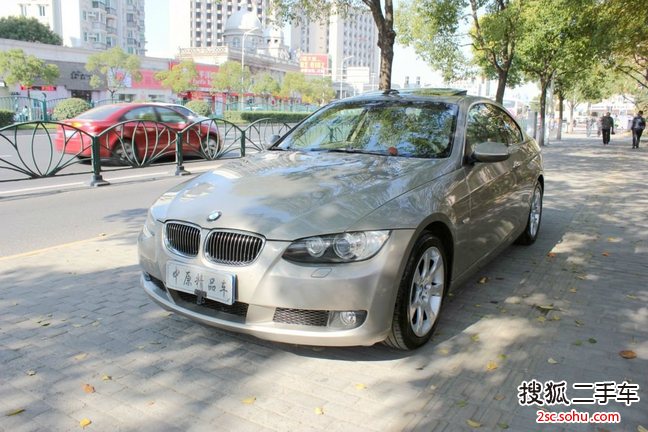 宝马3系双门2007款330i 手自一体