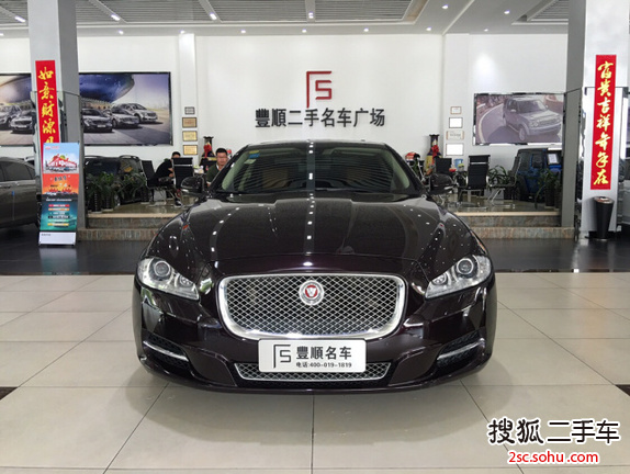 捷豹XJ2015款XJL 2.0T 两驱尊享商务版