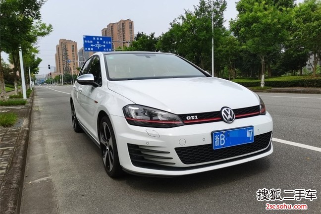 大众高尔夫GTI2016款2.0TSI GTI