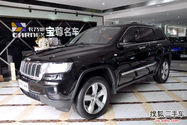 Jeep大切诺基2012款3.6L 旗舰尊崇版