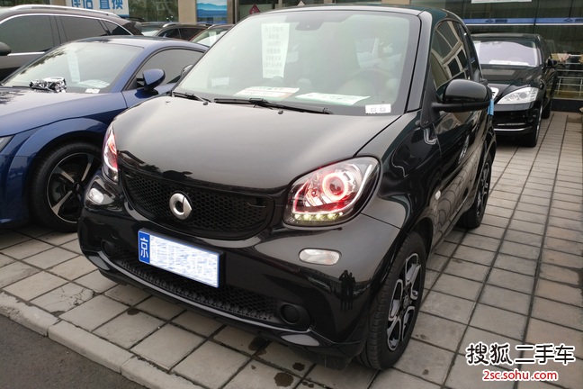 smartfortwo2016款0.9T 硬顶先锋版