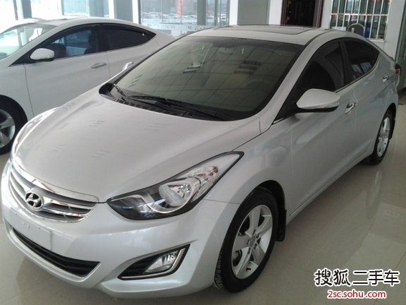 现代朗动2012款1.6L 手动领先型