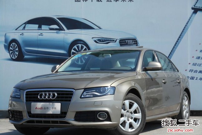 奥迪A4L2011款2.0TFSI 舒适型