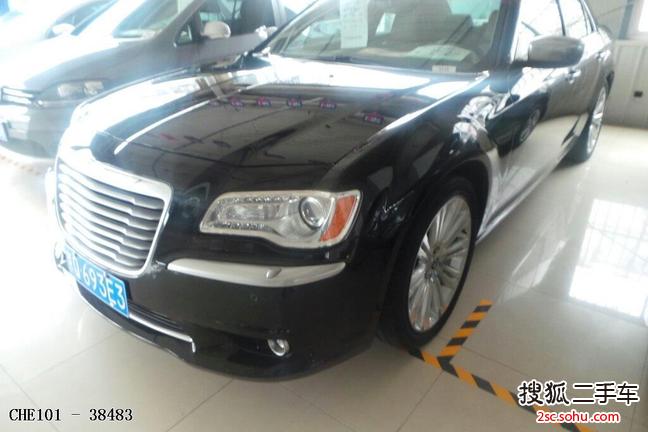 克莱斯勒3002012款300C 3.6L 豪华版