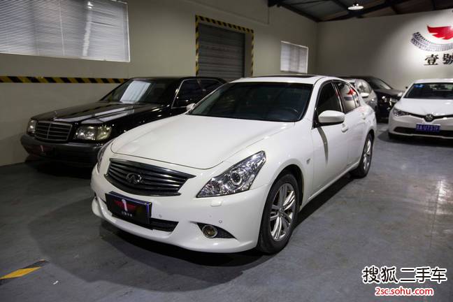 英菲尼迪G Sedan2010款2.5L 豪华运动版