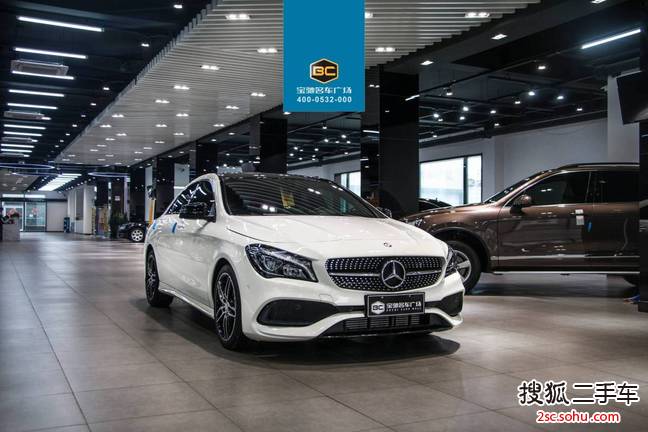 奔驰CLA级2017款CLA 220 4MATIC