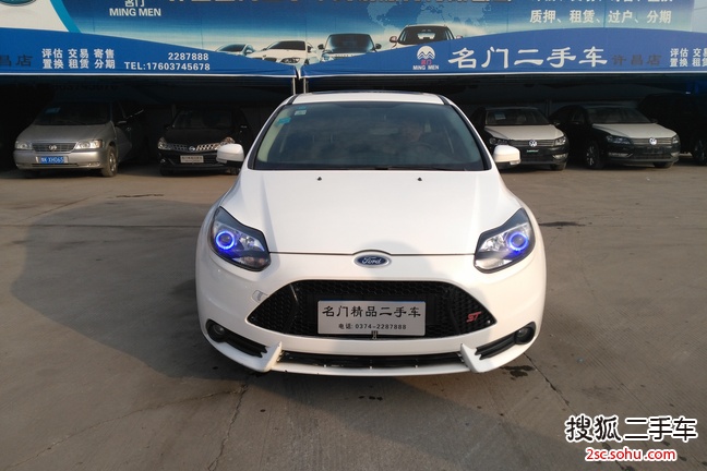 福特福克斯两厢2012款2.0L 自动豪华运动型