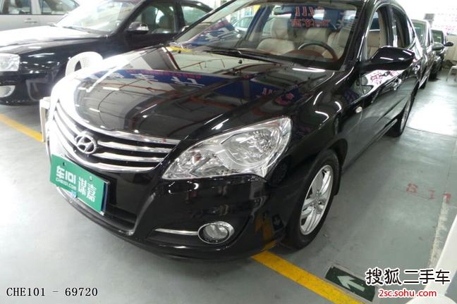 现代悦动2011款1.6L 自动顶级型