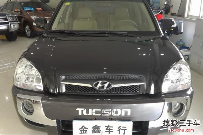 现代途胜2009款2.0L 自动两驱舒适天窗型