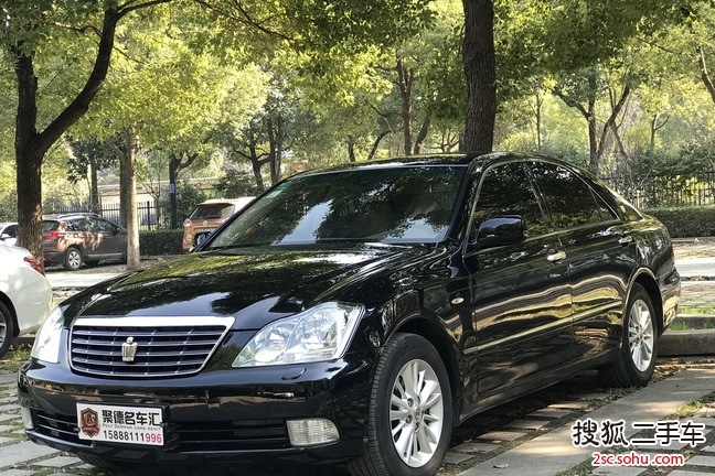 丰田皇冠2007款2.5L Royal 真皮版