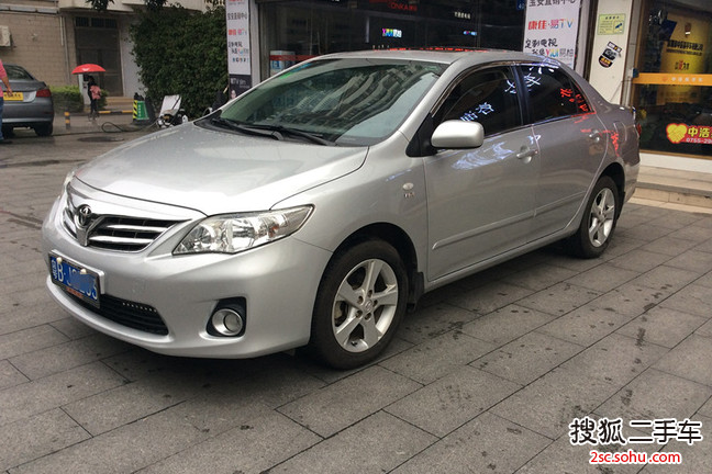 丰田卡罗拉2012款炫装版 1.8L CVT GL-i 