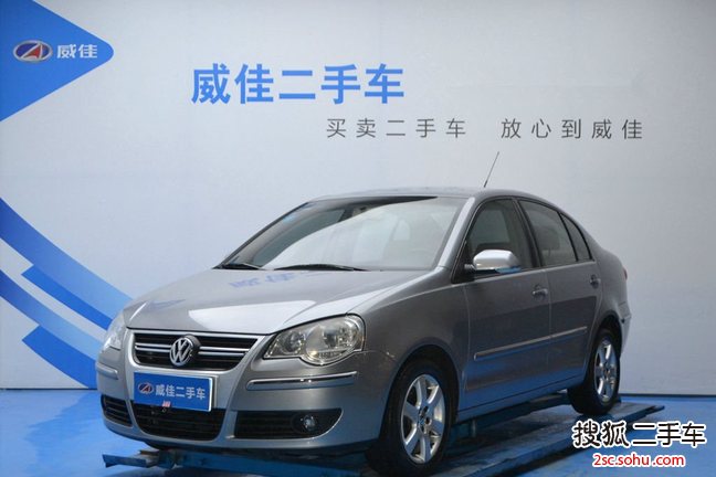 大众Polo劲取2009款1.4L 自动雅致天窗版