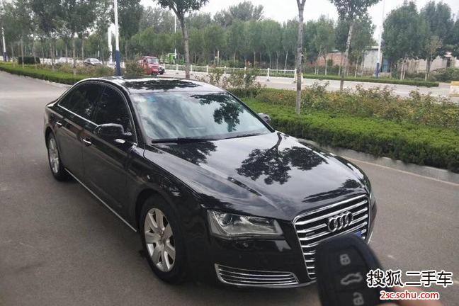 奥迪A8L2013款45 TFSI quattro舒适型