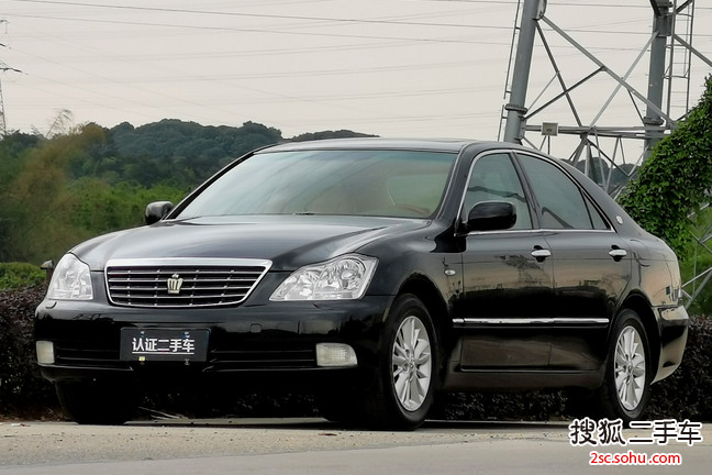 丰田皇冠2007款2.5L Royal 导航版