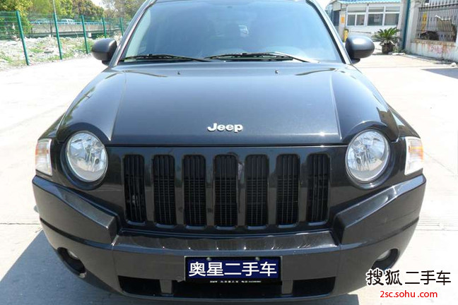 Jeep指南者2011款2.4 运动版