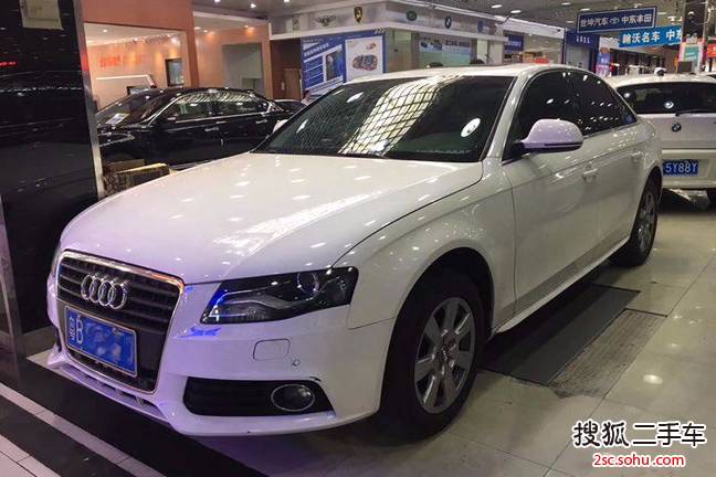 奥迪A4L2012款2.0TFSI 舒适型