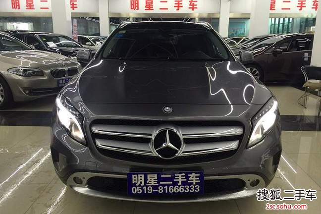 奔驰GLA级2015款GLA 260 4MATIC 