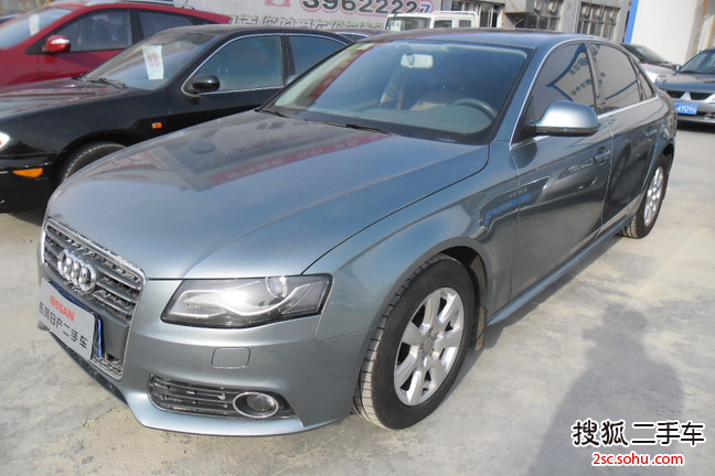 奥迪A4L2010款2.0TFSI 舒适型