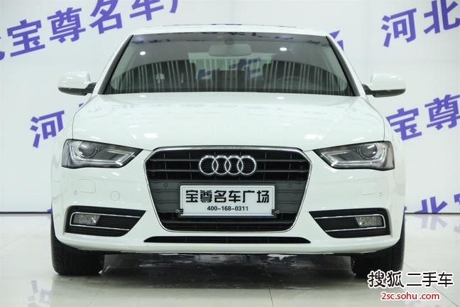 奥迪A4L2013款35 TFSI 自动标准型