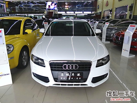 奥迪A4L2011款2.0TFSI 舒适型