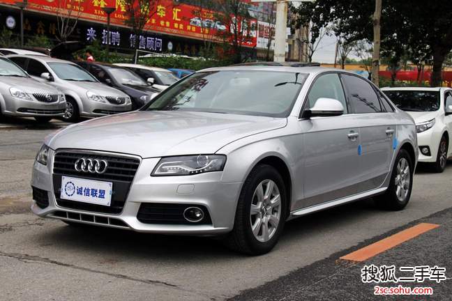 奥迪A4L2009款2.0TFSI 豪华型