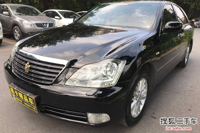 丰田皇冠2007款2.5L Royal 真皮版