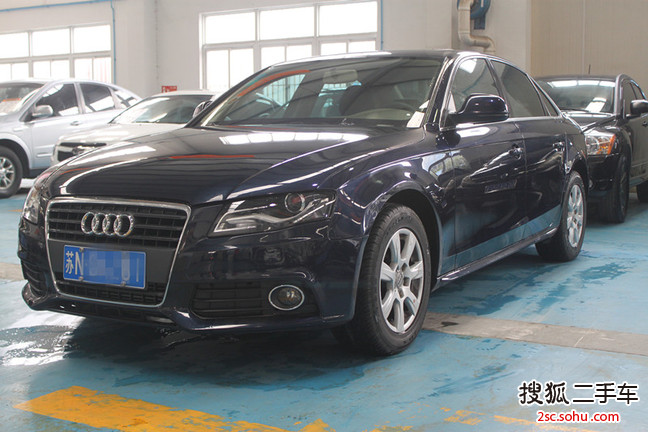 奥迪A42008款2.0TFSI Sline(个性风格版)